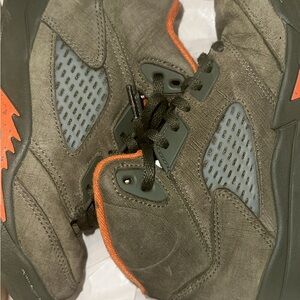 Jordan Kids Olive Green and Orange Suede Sneakers
